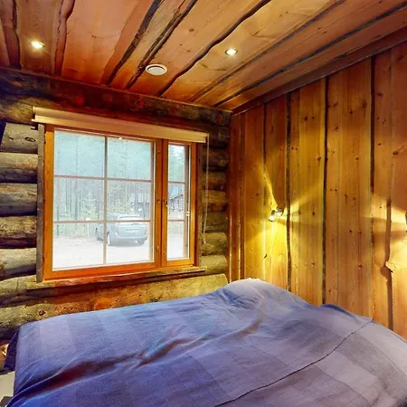 Aurinkosuomu Apartment *